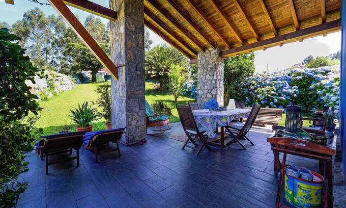 Illas Cabaña | Lua's blue house: A magical place