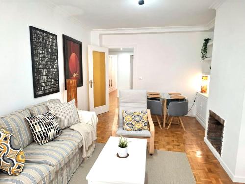 Luanco Apartamento | Luanco Soja Park - Encanto en una Villa Marinera