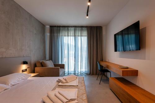 Maini Casa | Lucciola Boutique Rooms