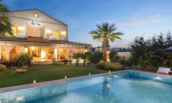 Alacati Hotel | LuCe Design Hotel - Special Class