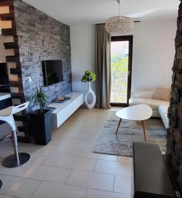 City Center Apartamento | Lucia Exclusive with parking in the garage