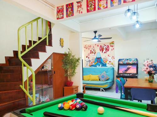 Taman Mahajaya Apartamento | Lucky Cat homes , arcade machine, TVbox majong , big moon
