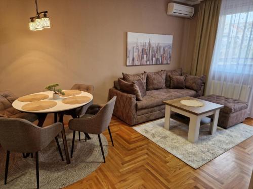 Novi Sad Apartamento | Lucky Clover