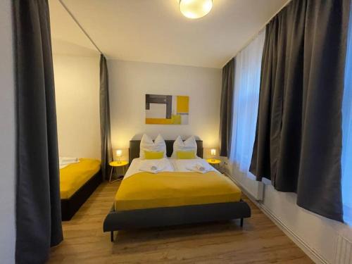 Bahnhofsviertel Apartamento | LUCKY STAYS LS04 - Vollausstattung - Zentrum - Aufzug - große Küche - 2 Zimmer - Smart-TV