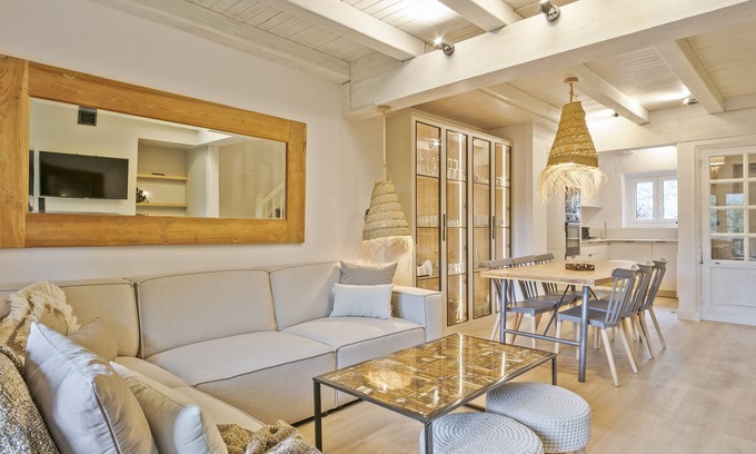 Pujo Casa | Luderna - Casa con jardín Bedrera