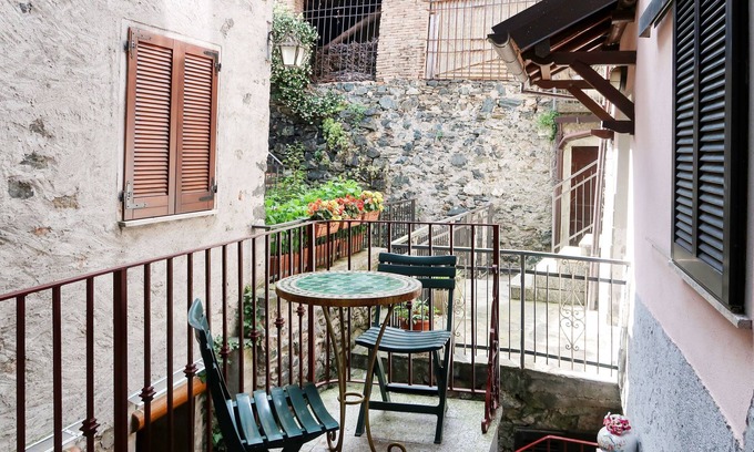 Dongo Apartamento | Ludovica by Interhome
