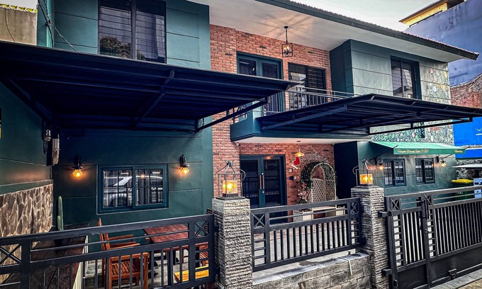 Gambir Hotel | Lugano Arte Homestay