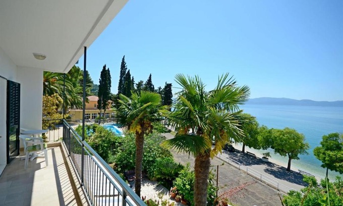 Gradac Casa | Lui
