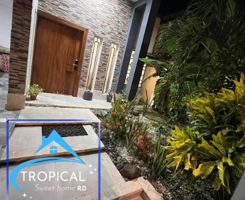 Tropical del Este Villa | Lujosa casa con piscina privada