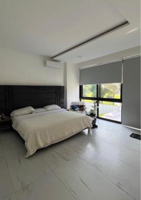 Samborondón Casa | Lujosa casa Samborondon