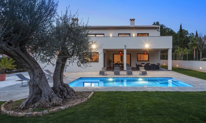 Cielo de Bonaire Villa | Lujosa Villa Eulalia Romero situada en Mal Pas Alcúdia con Piscina