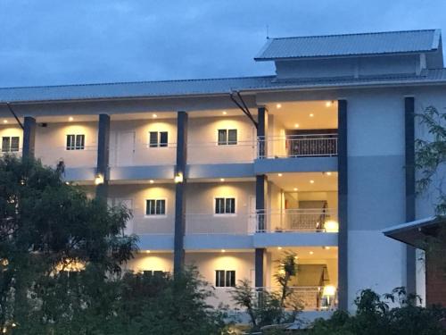 Phayakkhaphum Phisai Apartamento | Lullaby Residence