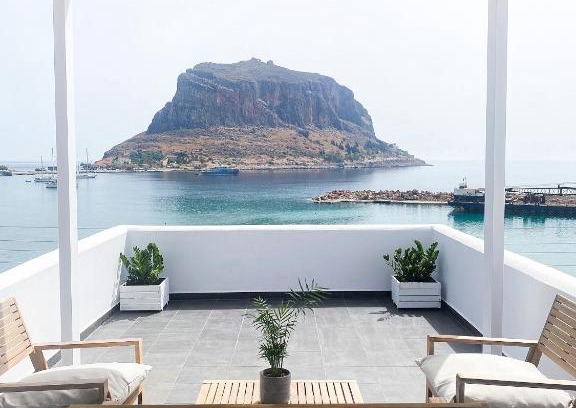 Monemvasia Apartamento | LULU - Self Catering Accommodation