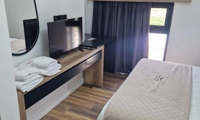Jala Hotel | Lumi i Bardhe Hotel & Restaurant