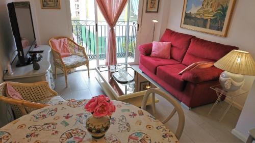 Alicante Apartamento | Luminoso y acogedor apto-1 Dorm-AA
