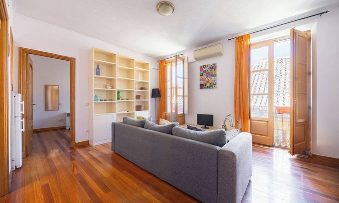 Palacio Apartamento | Luminoso Apartamento cerca de Plaza Mayor y Sol