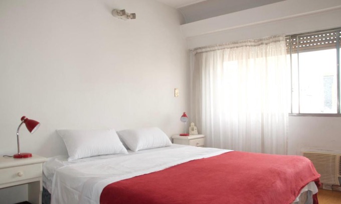El Centro Apartamento | Luminous Studio Apartment. Ideal location. By owner.