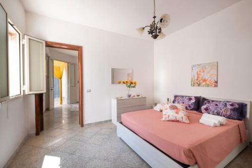 Sant'Isidoro Casa | Luna di Mare On The Sea