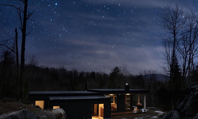La Conception Casa | Luna's Haven - a modern 3 bedroom 2 bath chalet near Mont Tremblant