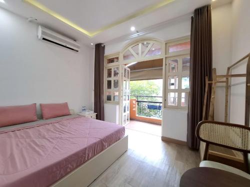 Phuong 8 Hotel | Lunaria Maison - Tan Dinh Corner