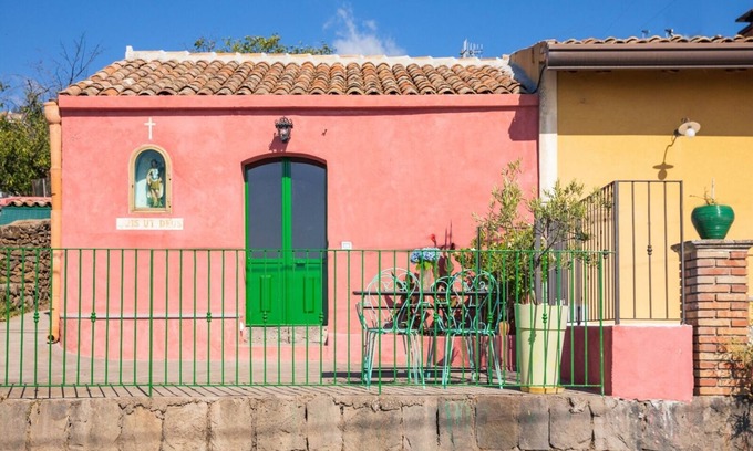 Mascali Casa | Lunarosa, scenic country cottage in Montargano.