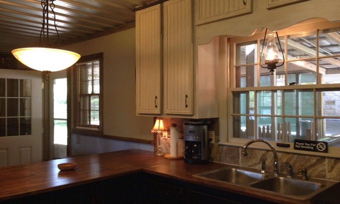 Scottsboro Casa | Lunker BUNKER * Scottsboro / Lago Guntersville-cerca Goosepond; sleeps12; barco de estacionamiento