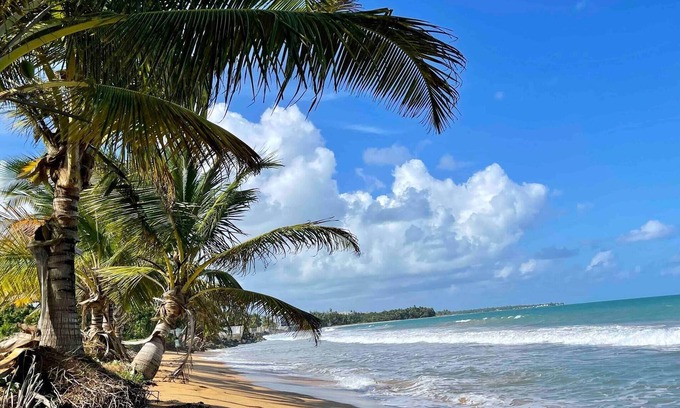 Playa Fortuna Apartamento | Retiro en la playa de Luquillo - 2 unidades privadas, una al lado de la otra