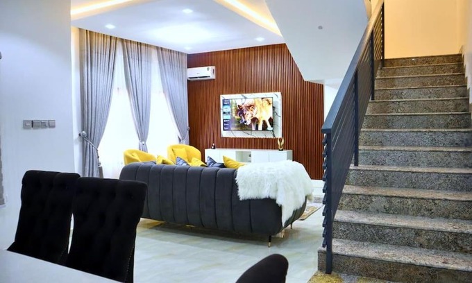 Karsana Apartamento | Lush Meadows Apartments