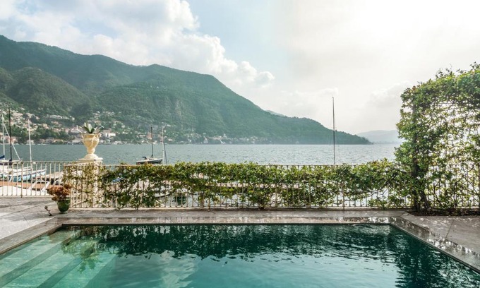 Torno Casa | Lussuosa villa sulle sponde dello splendido Lago di Como
