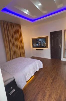 Yaba Apartamento | Lustro serviced apartment