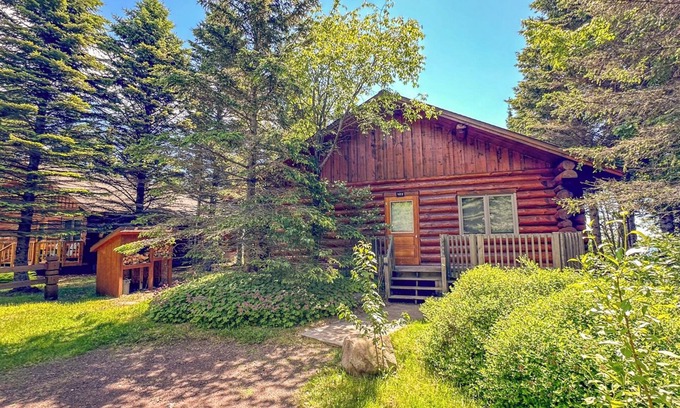 Tofte Cabina | Lutsen Log Cabin 403 - Lutsen, Minnesota - Lake Superior