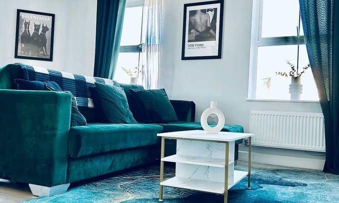 Folkestone Apartamento | Lux 2BR Flat Folkestone Habour