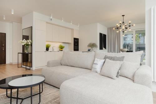 Mokotow Apartamento | LUX Apartments Domaniewska with Sauna & Gym by Renters Prestige