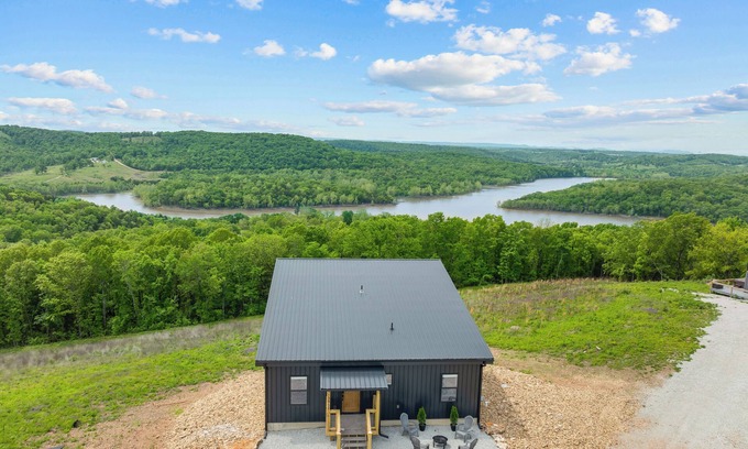 Omaha Casa | Lux Cabin.Amazing Lake Views. Private Pool.Hot Tub.Branson.Thunder Ridge