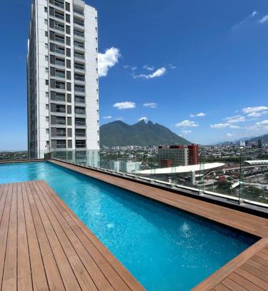 Centro de Monterrey Apartamento | Lux Loft Apt Rio Santa Lucia King size, Swim Pool, Free Parking, Gym, Kids Club