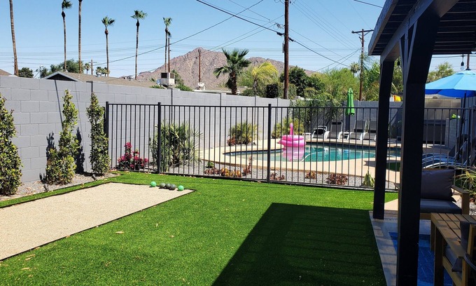 South Scottsdale Casa | LUX Old Town Scottsdale, private pool hot tub bocce, Open play pickleball nearby