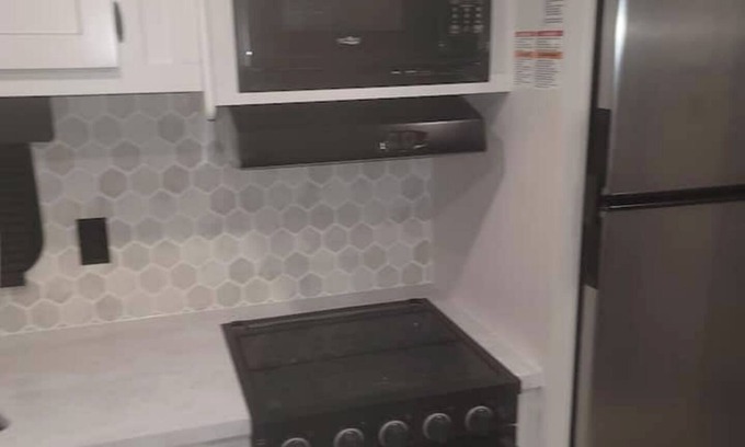Uniondale Casa | LUX Rental