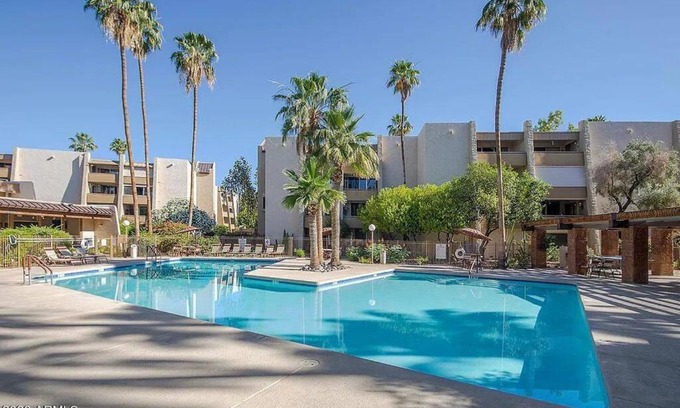 South Scottsdale Apartamento | Lux Resort Condo (Old Town Scottsdale!)