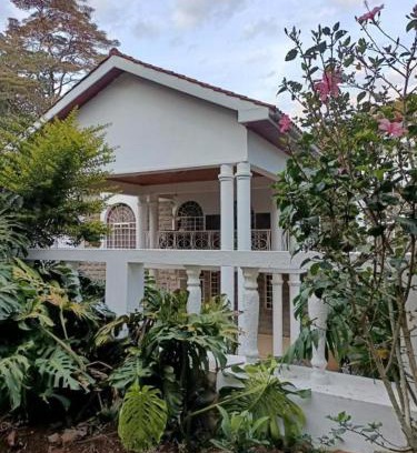 Karen Casa | Lux Suites Karen Family Bungalow