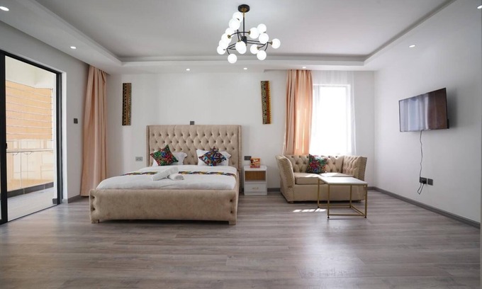 Nairobi Apartamento | Lux Suites Platinum Oak Residency