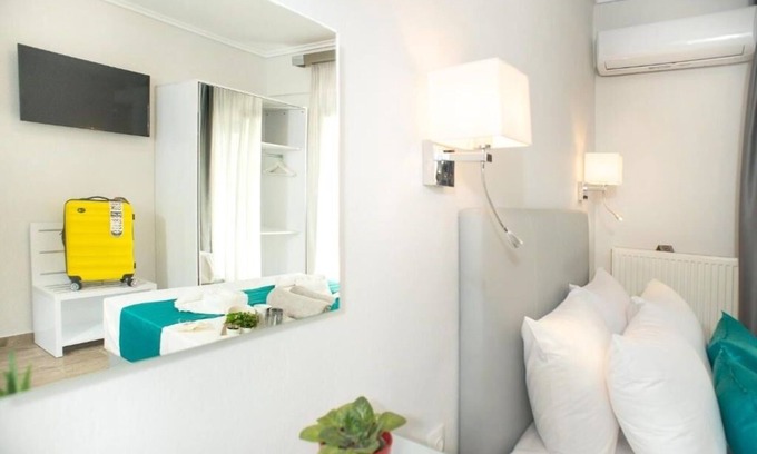 Perea Apartamento | Lux VIP Apartments : Standard Studio with Back View