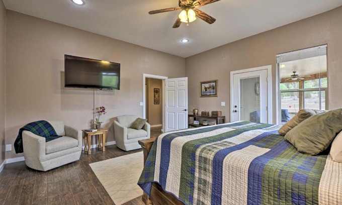 Mancos Casa | Luxe 5-Acre Mancos Home about 1 Mi to Mesa Verde
