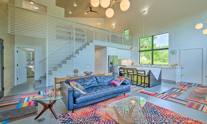 Salem Casa | Luxe and Modern Home 30 Mi to Saratoga Springs!