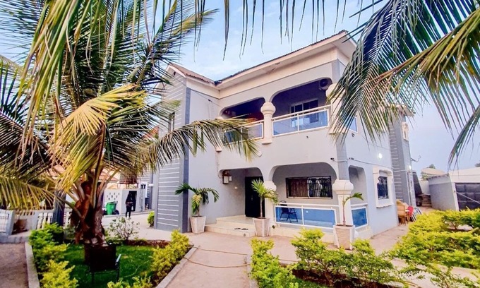 West Coast Division Apartamento | Luxe Apt #4the Retreat Apartments