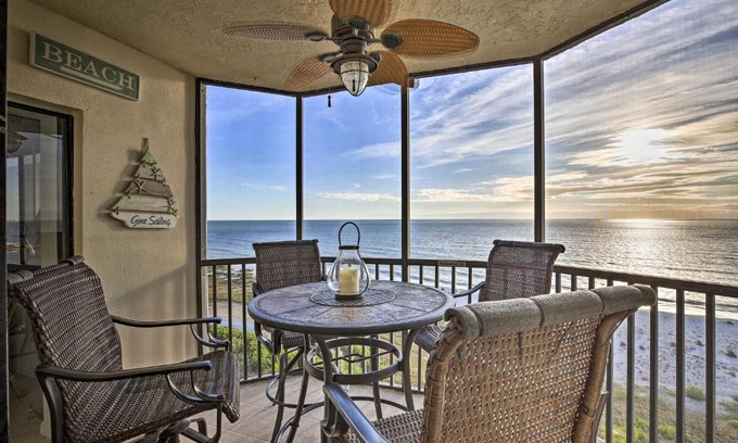 South Island Apartamento | Luxe Beachfront Family Condo with Resort Amenities!