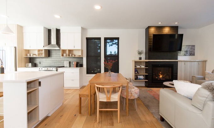 Bozeman Condominio | Luxe Bridger Bowl Chalet