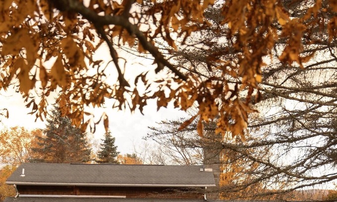 Lexington Casa | Luxe cabin- breathtaking views, hot tub, mins to skiing- ask re seasonal rental