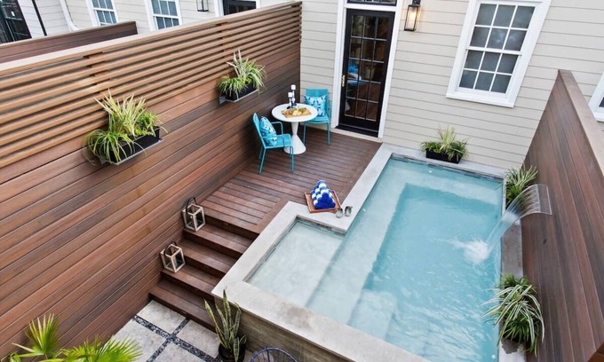 Beach Institute Casa | Luxe Carriage House | Heated Pool | Near River St