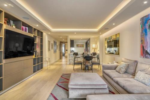 Sands End Apartamento | Luxe Creek Riverside Air-conditioned 2br 2bath