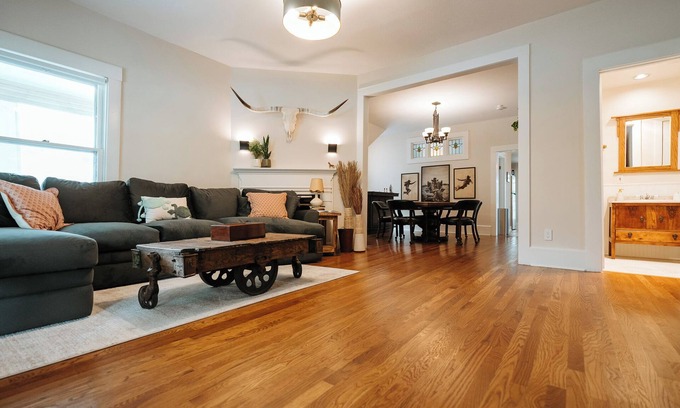 Old East Dallas Apartamento | Rustic Luxe Farmhouse in the Heart of Dallas